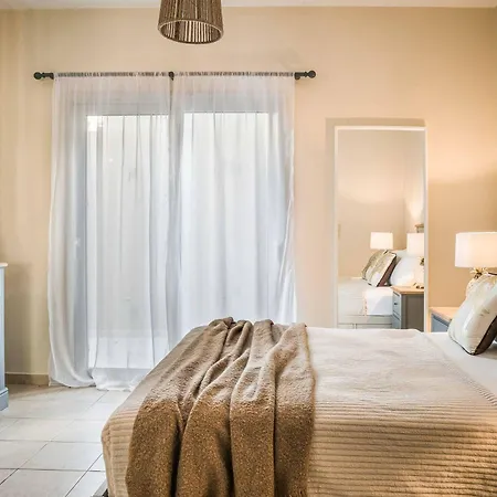 빌라 Lemoni 트라페자키