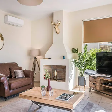 빌라 Lemoni 트라페자키