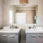 Lemoni Villa
